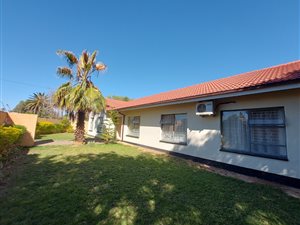 3 Bed House in Rustenburg Central