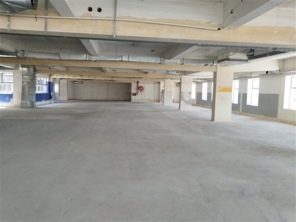 2 402  m² Office Space