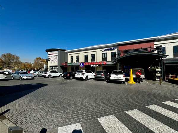 108  m² Commercial space