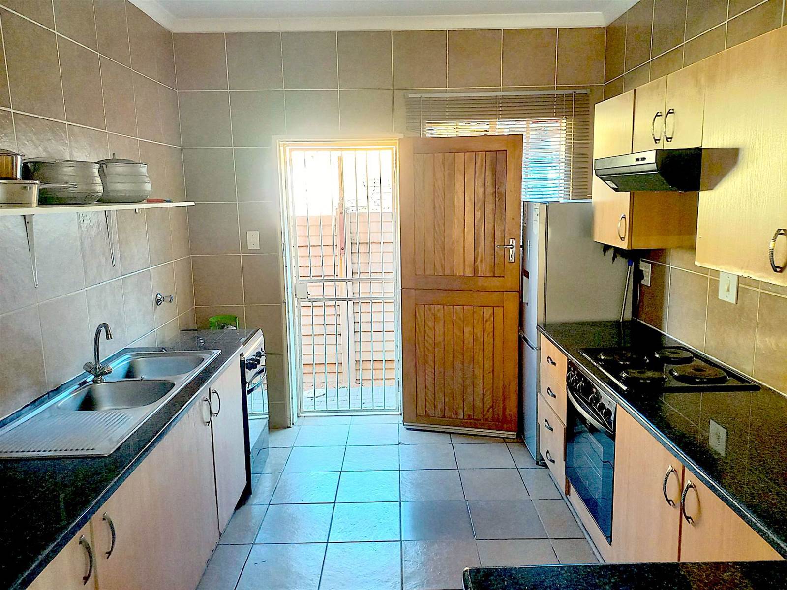 3 Bed House in Protea Park photo number 8