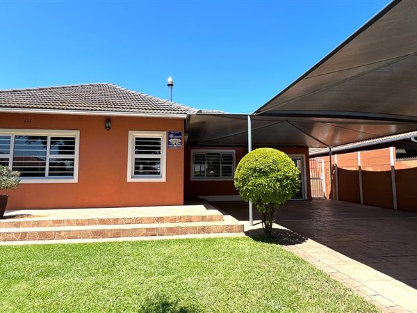 5 Bed House in Richmond Estate