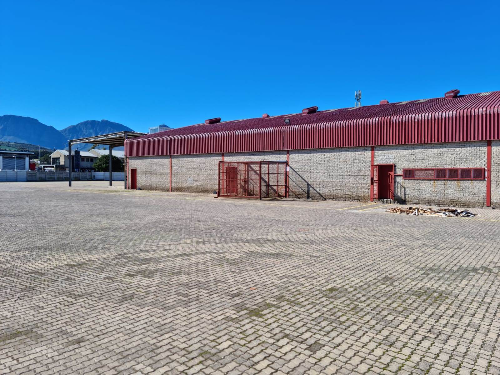 5672  m² Industrial space in Broadlands photo number 5