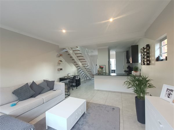 2 Bedroom Townhouse 2 Bedroom Townhouse
