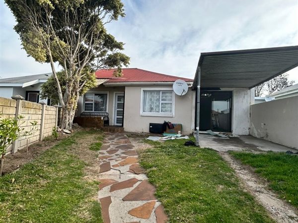 3 Bedroom House 3 Bedroom House
