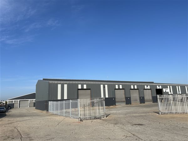 1 193  m² Industrial space