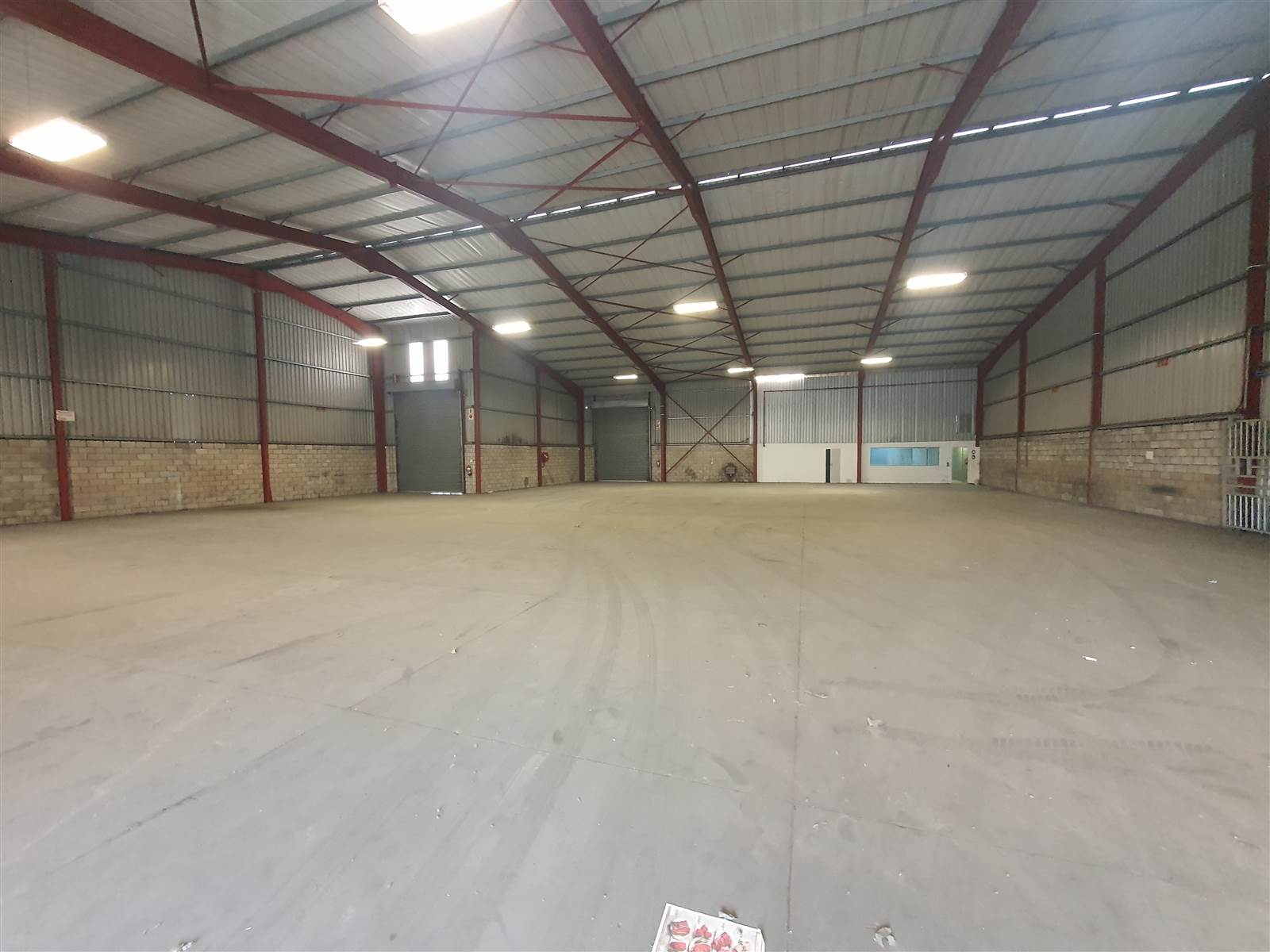 1193  m² Industrial space in Deal Party photo number 6