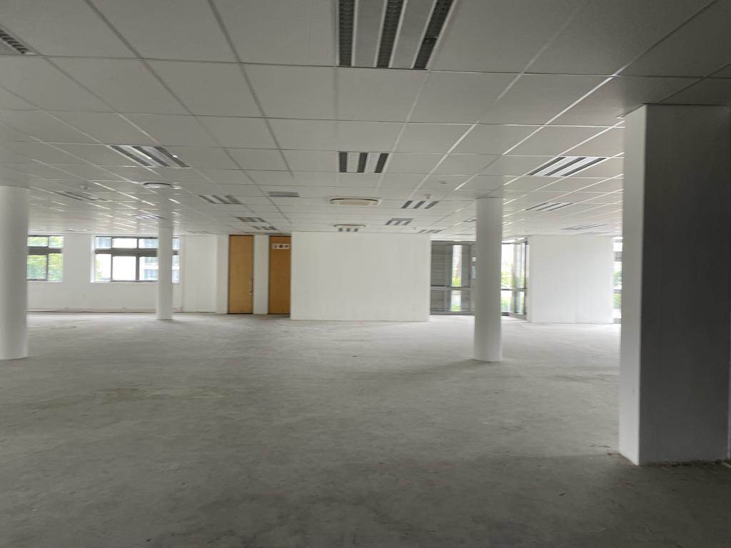 568  m² Commercial space in Waterfall Estate photo number 7