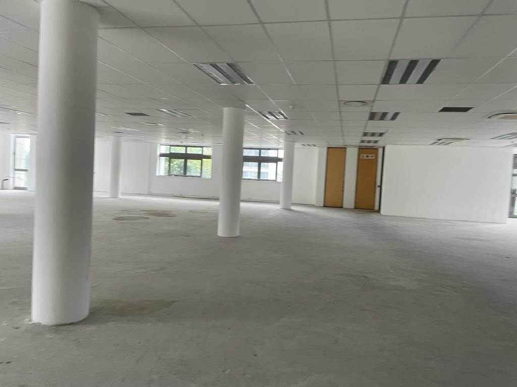 568  m² Commercial space in Waterfall Estate photo number 10
