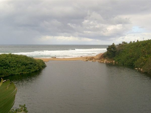 1 663 m² Land