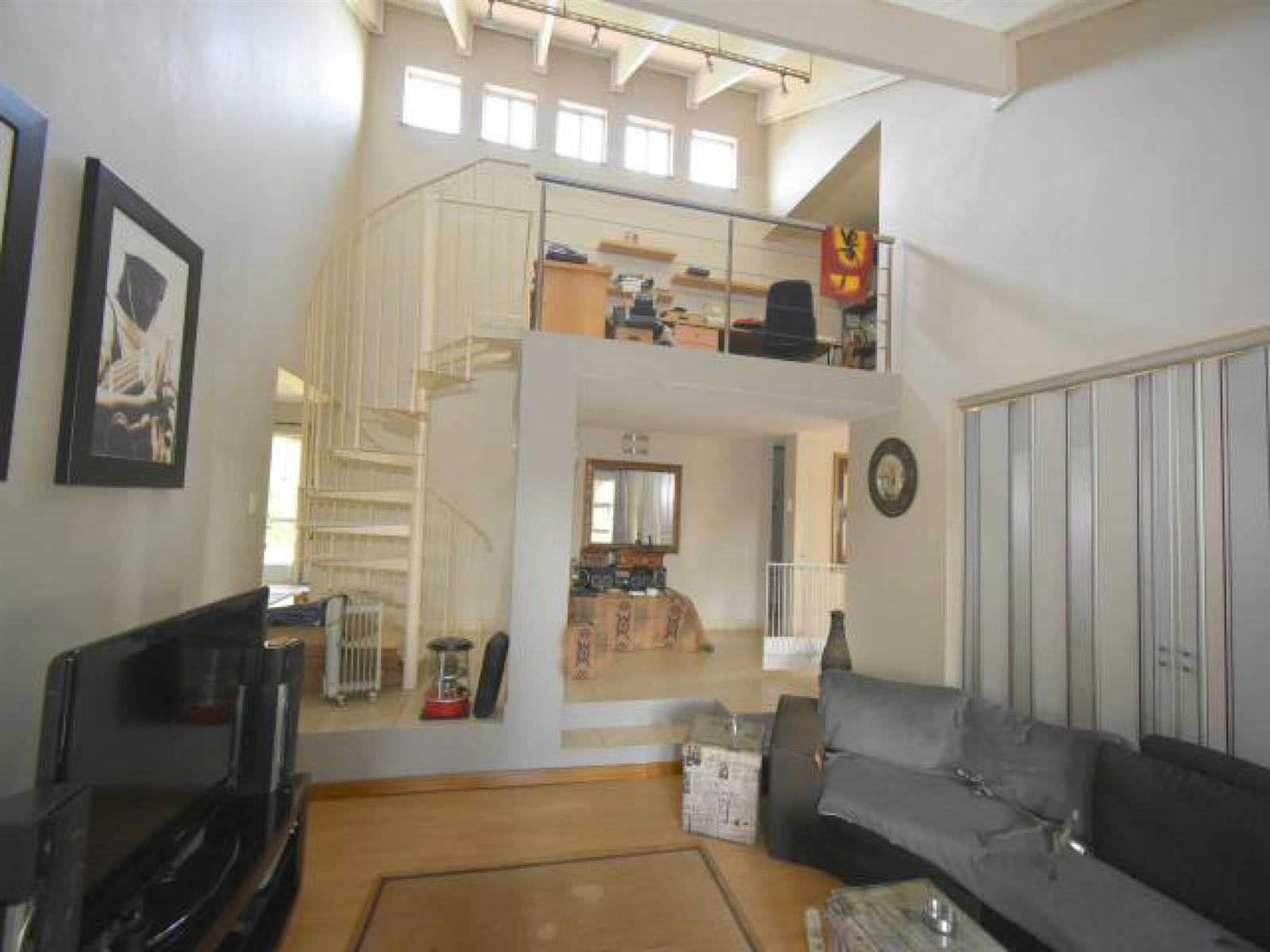 3 Bed House in Waterkloof Heights photo number 11