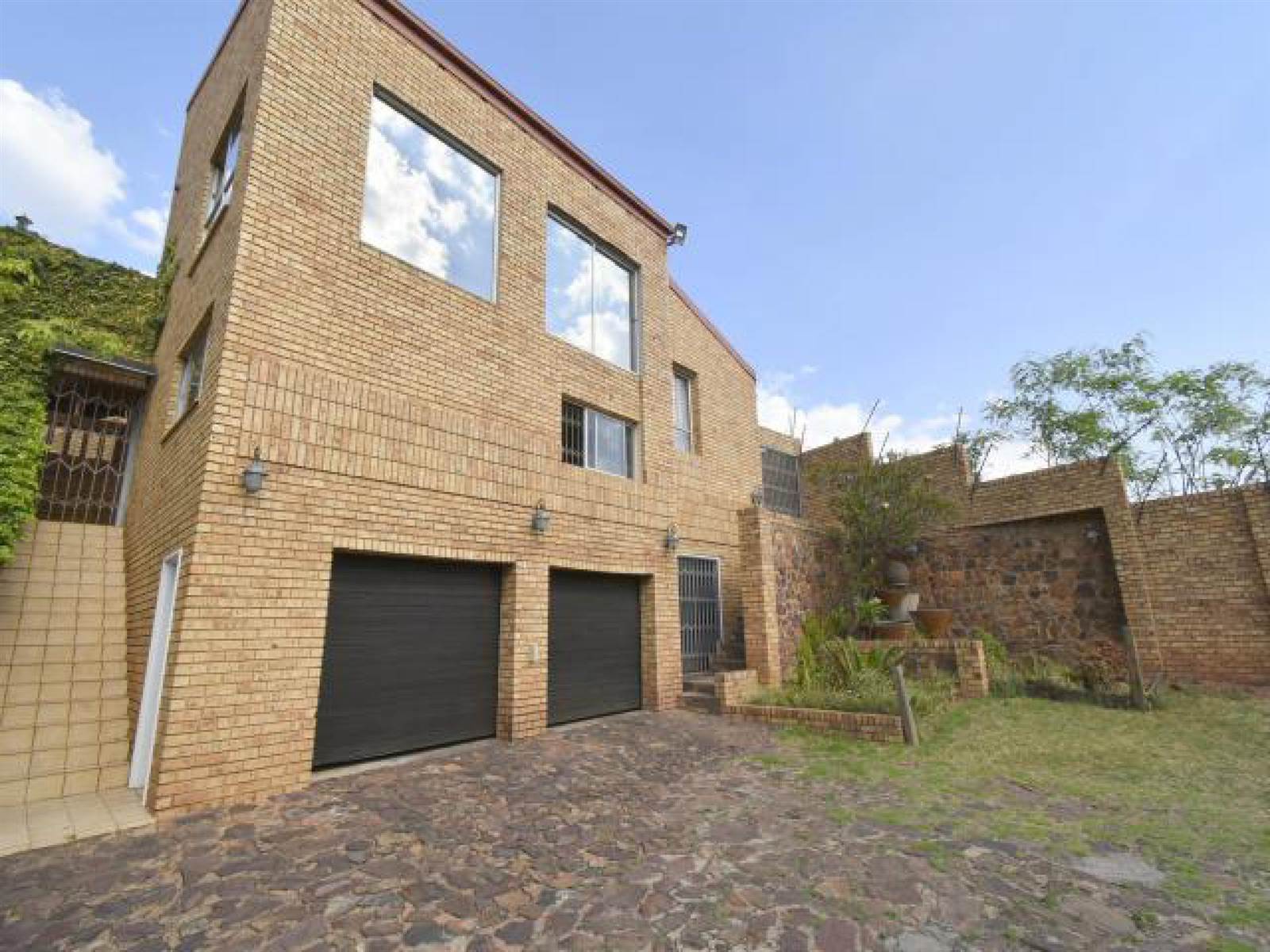 3 Bed House in Waterkloof Heights photo number 1