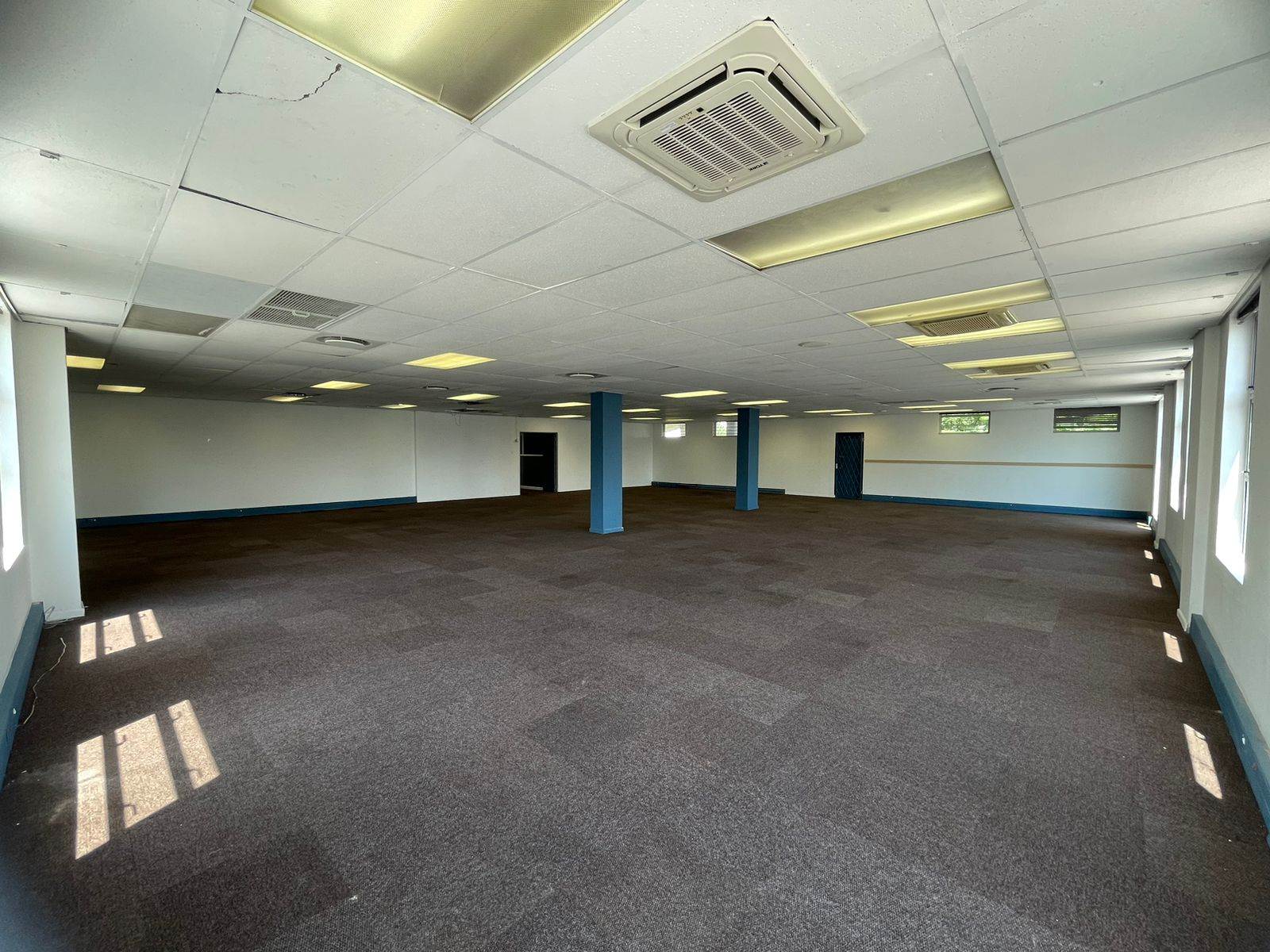 937  m² Commercial space in Kensington B photo number 18