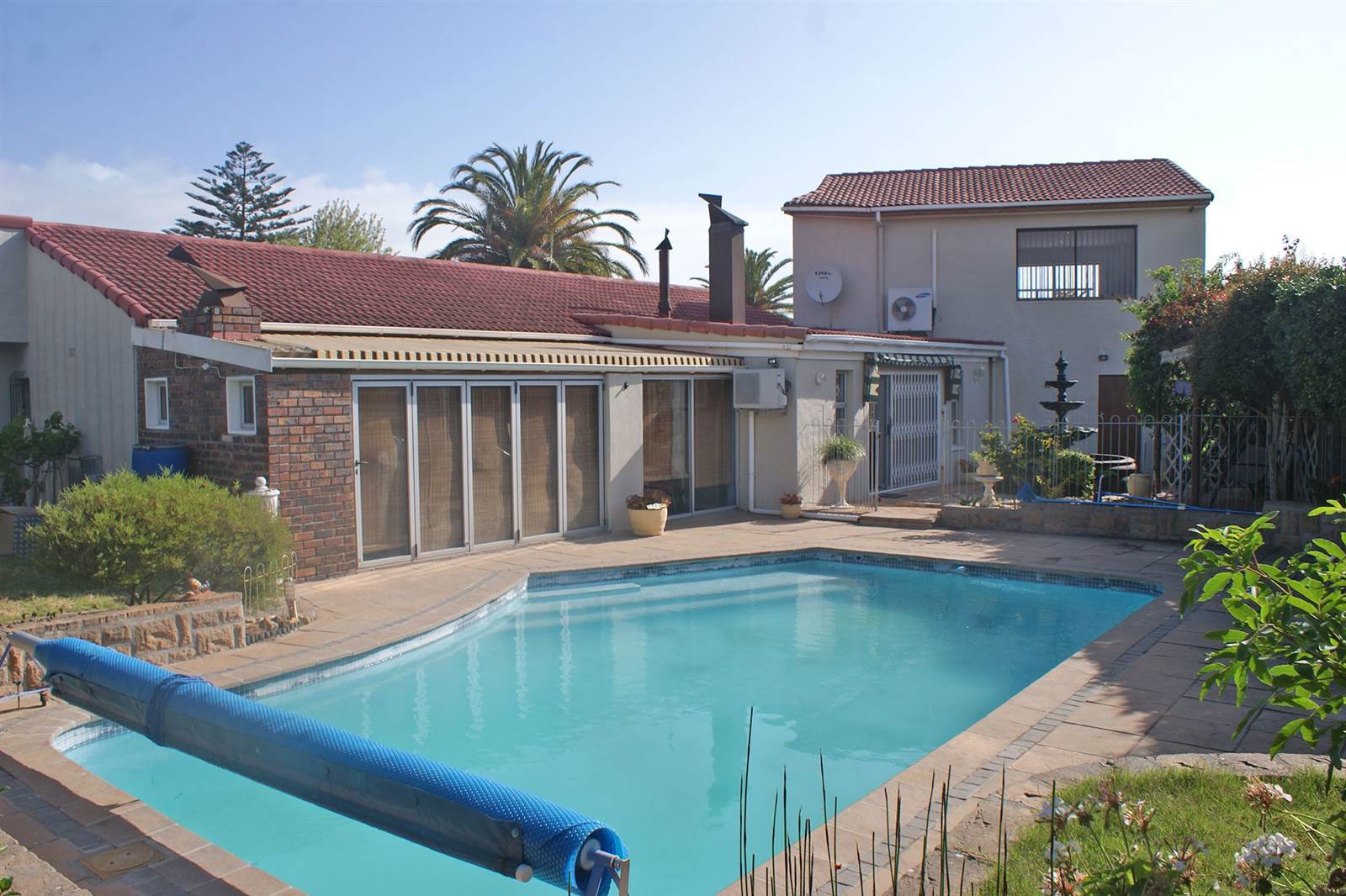 4 Bed House in Flamingo Vlei photo number 1