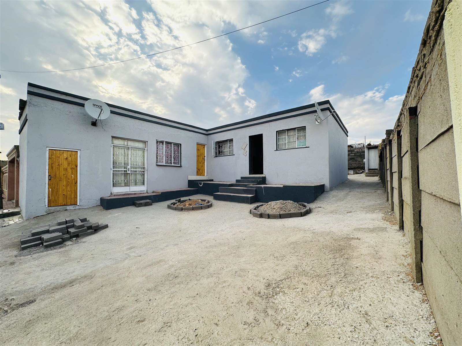 2 Bed House in Tembisa photo number 20
