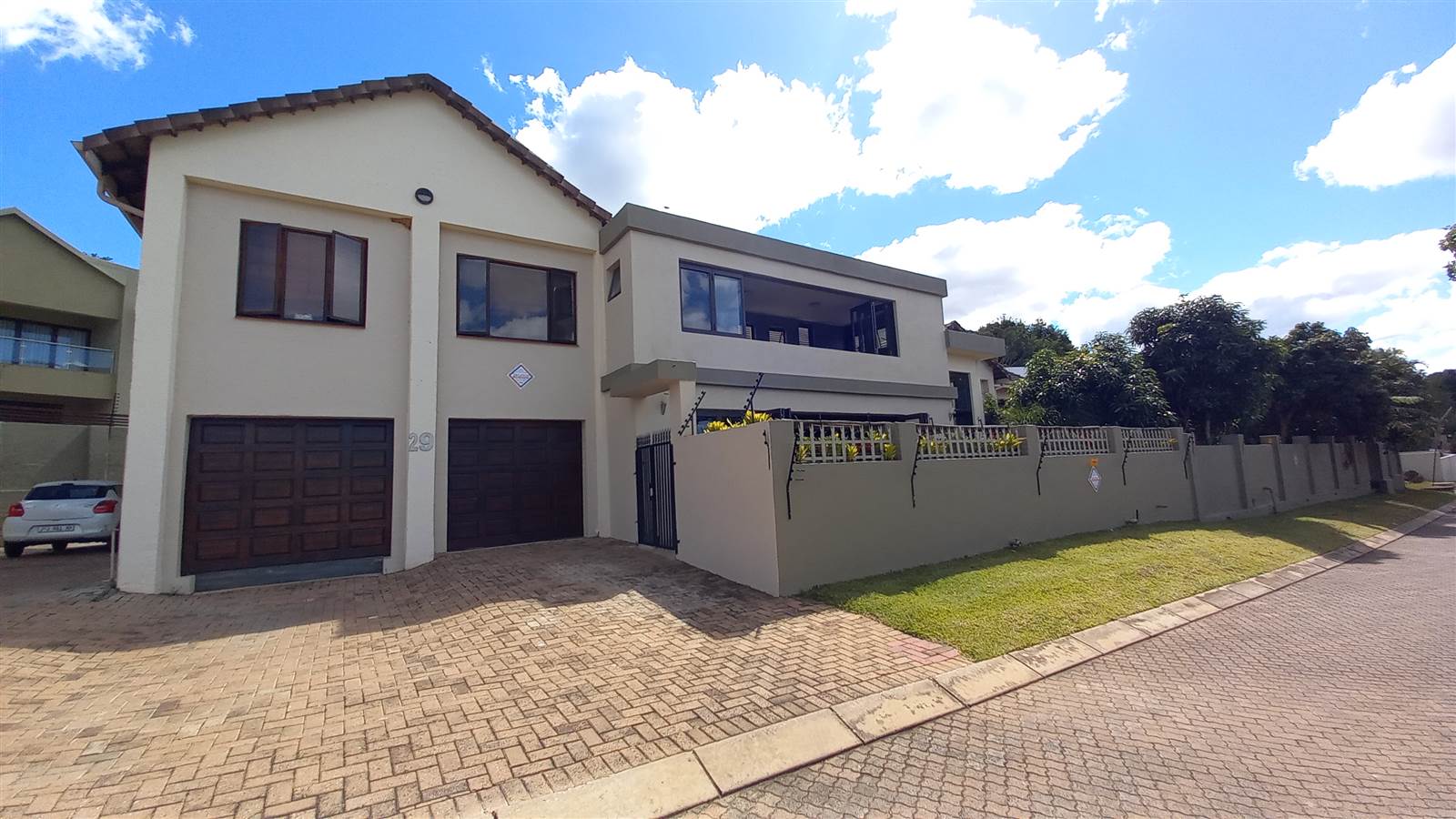 4 Bed House in Nelspruit photo number 1