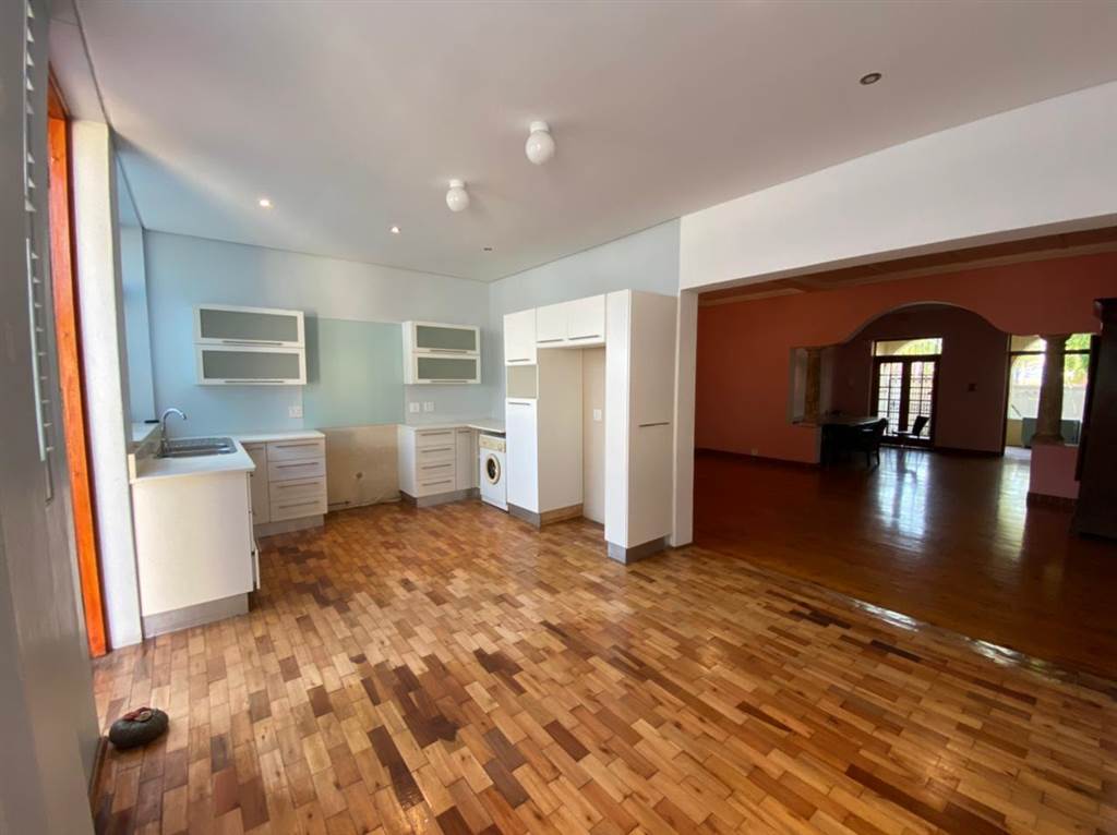 3 Bed Apartment in Windermere photo number 1