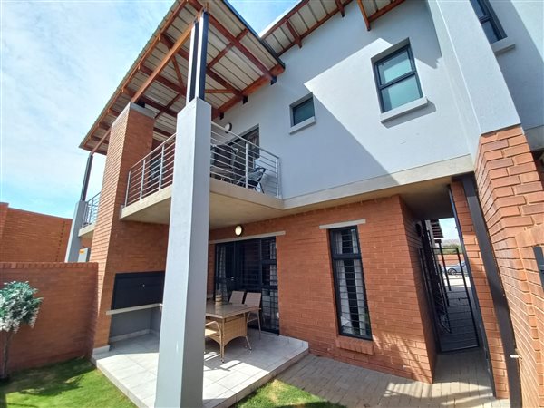 3 Bed Townhouse in Sinoville