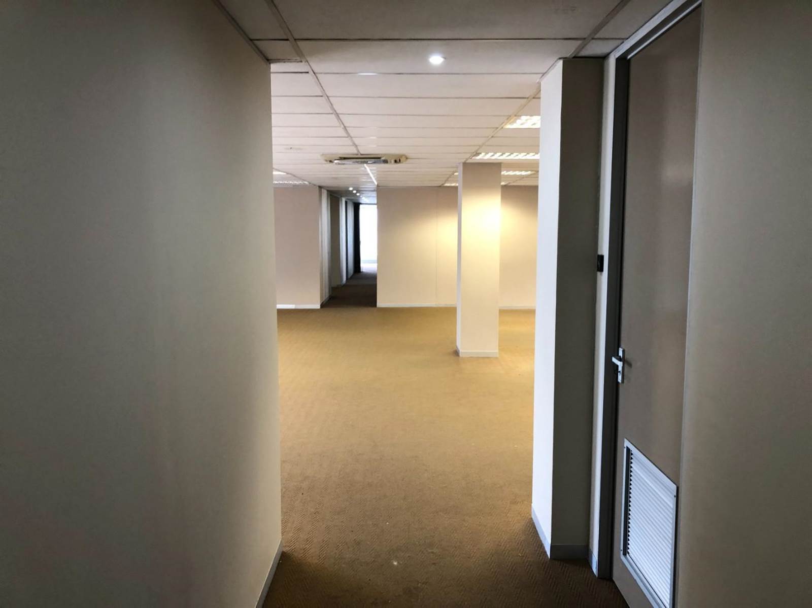 513  m² Commercial space in Kyalami photo number 12
