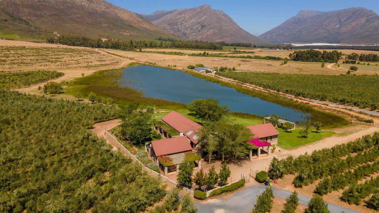 80 m² Farm in Tulbagh photo number 1