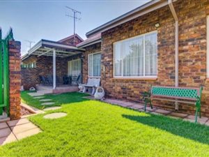 3 Bed Townhouse in Birchleigh North