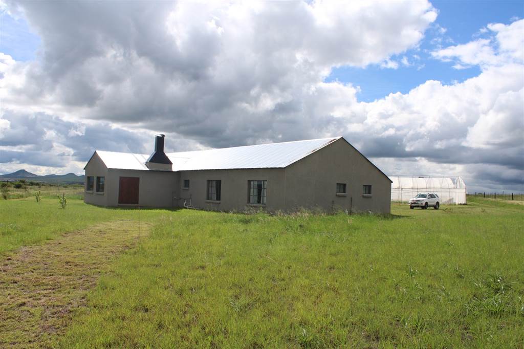 5.3 ha Farm 5.3 ha Farm
