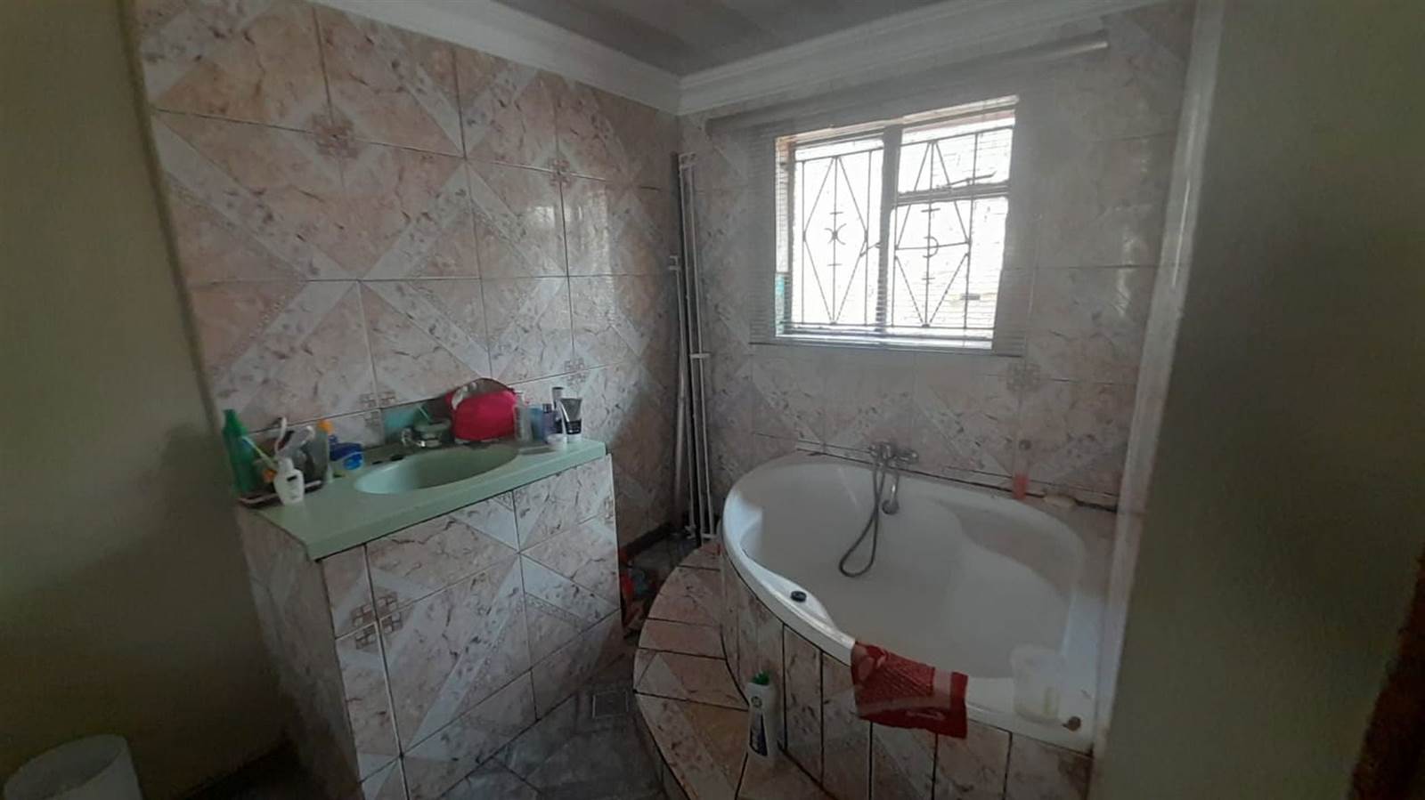 3 Bed House in Sebokeng photo number 15