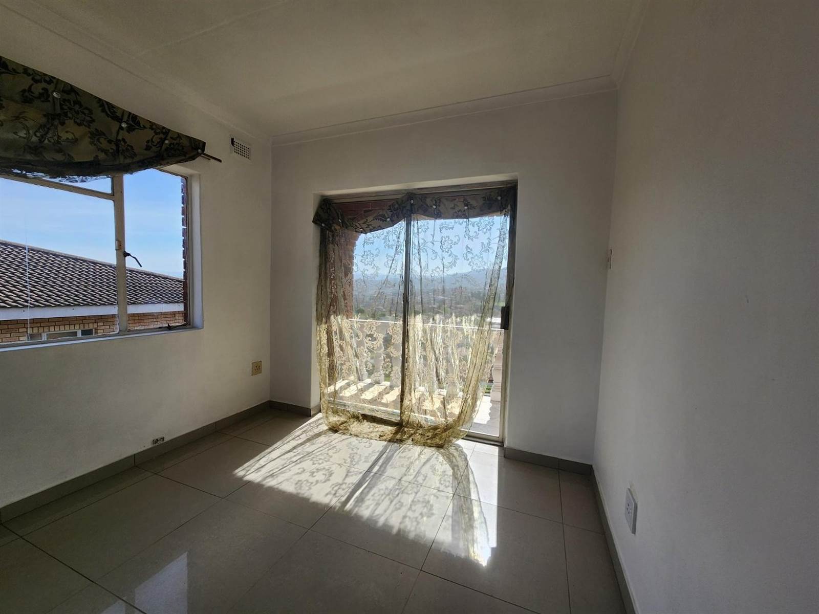 4 Bed House in Dunveria photo number 26