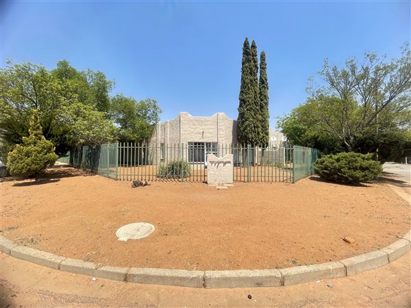 2 Bedroom Townhouse 2 Bedroom Townhouse