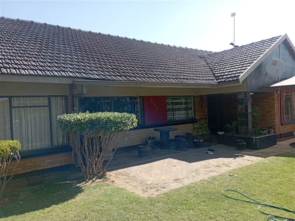 4 Bed House in Bedelia