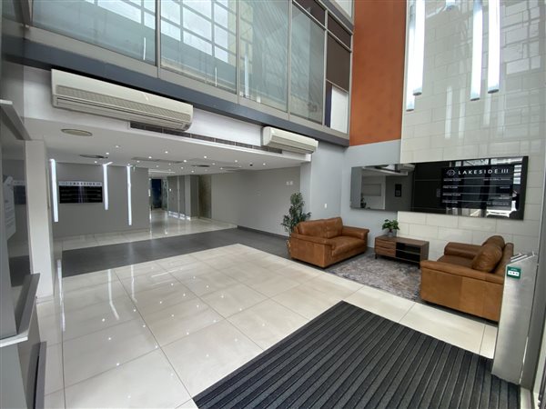 704  m² Office Space