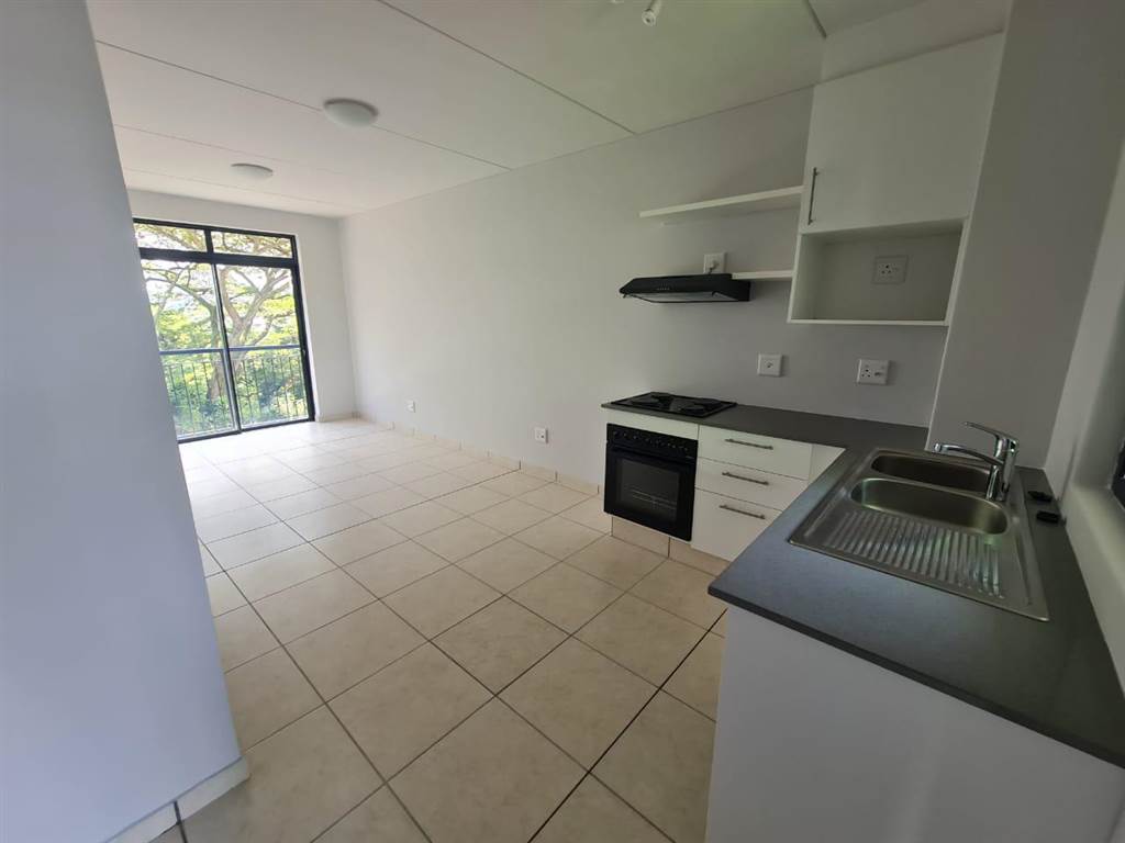 1 Bed Apartment in Ballito photo number 11