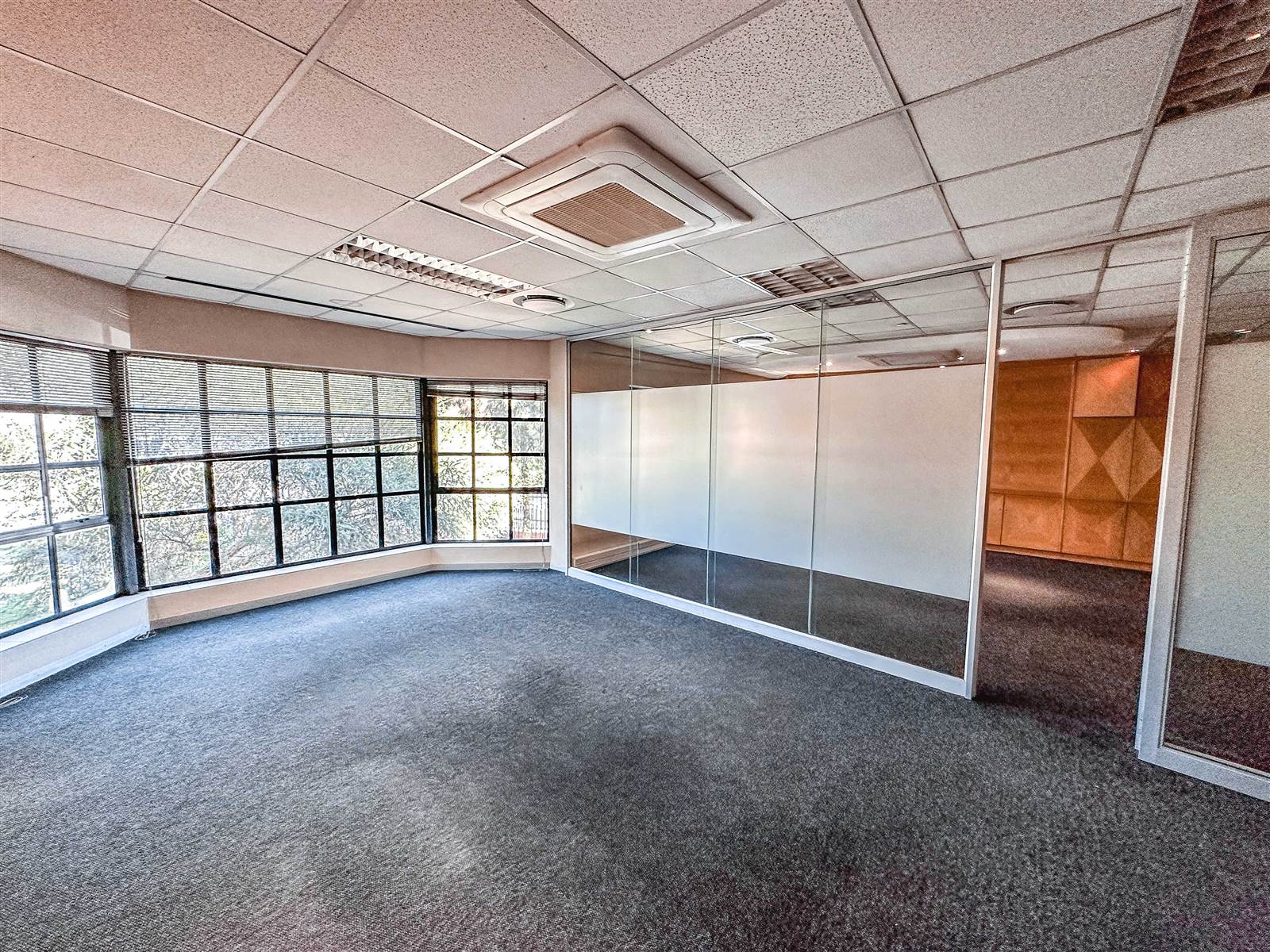 338.2  m² Commercial space in Bryanston photo number 18