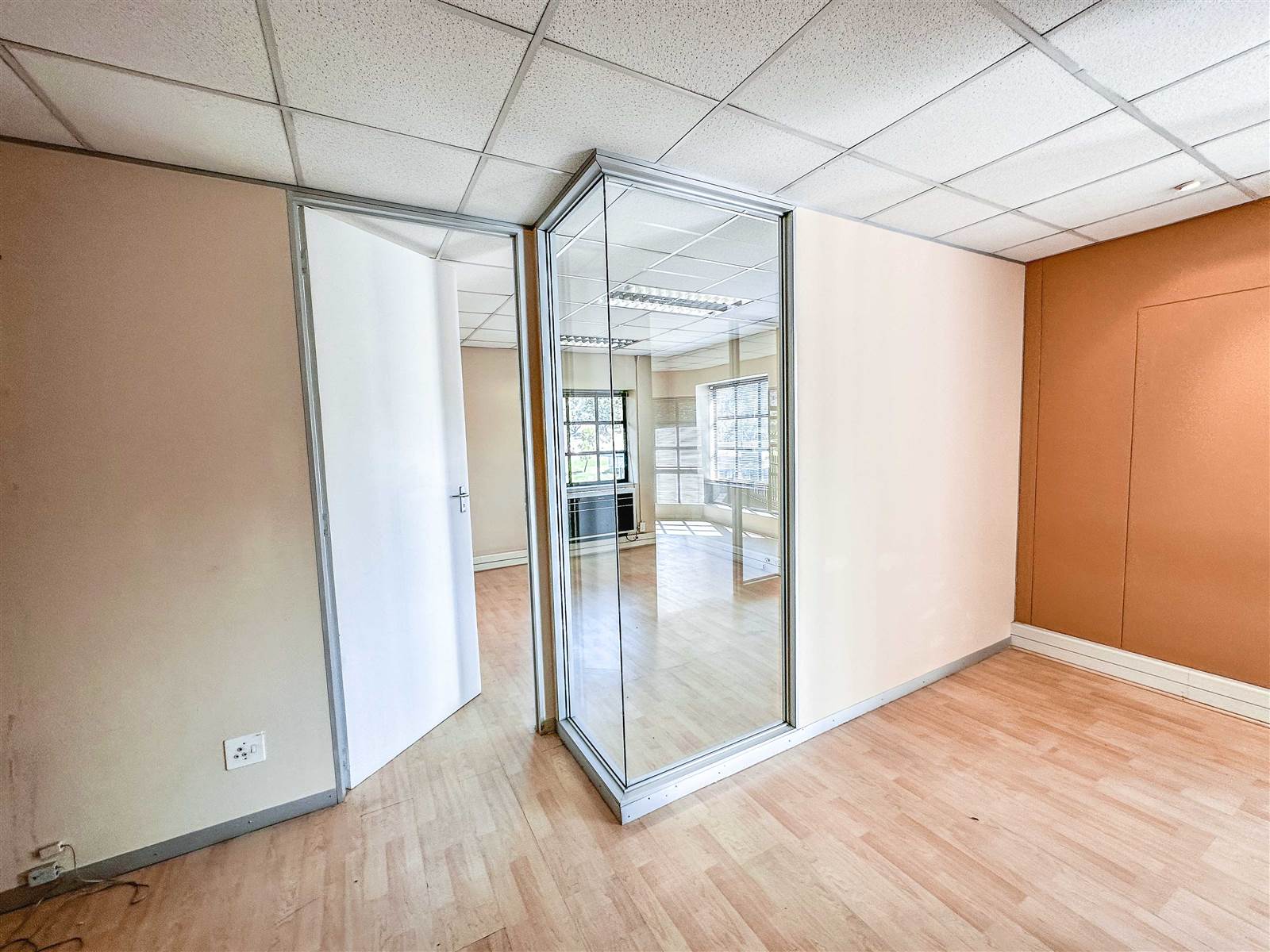 338.2  m² Commercial space in Bryanston photo number 24