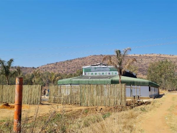 700  m² Commercial space in Magaliesburg