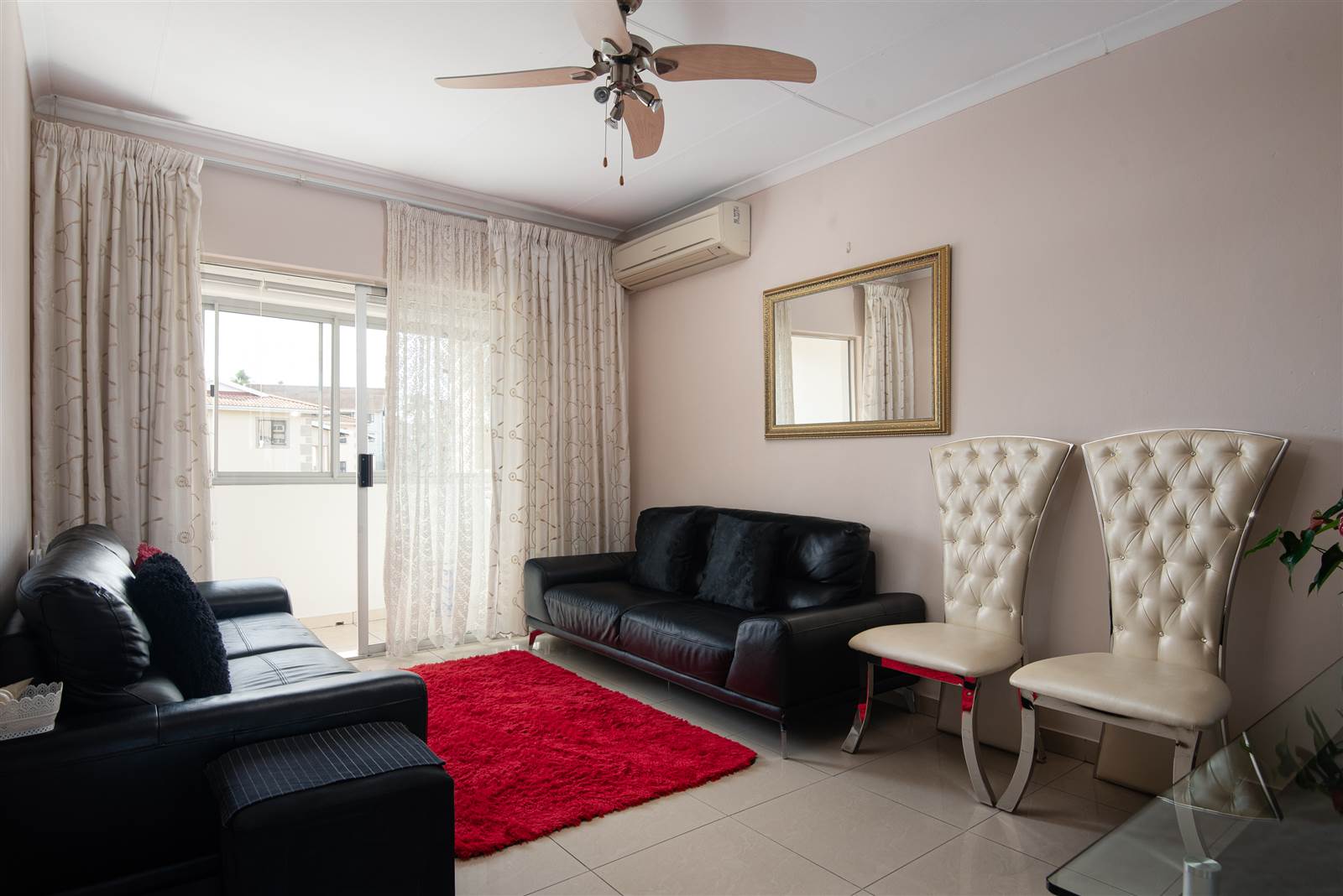 3 Bed Apartment in Tongaat Central photo number 2