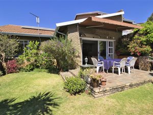3 Bed Simplex in Bedford Park