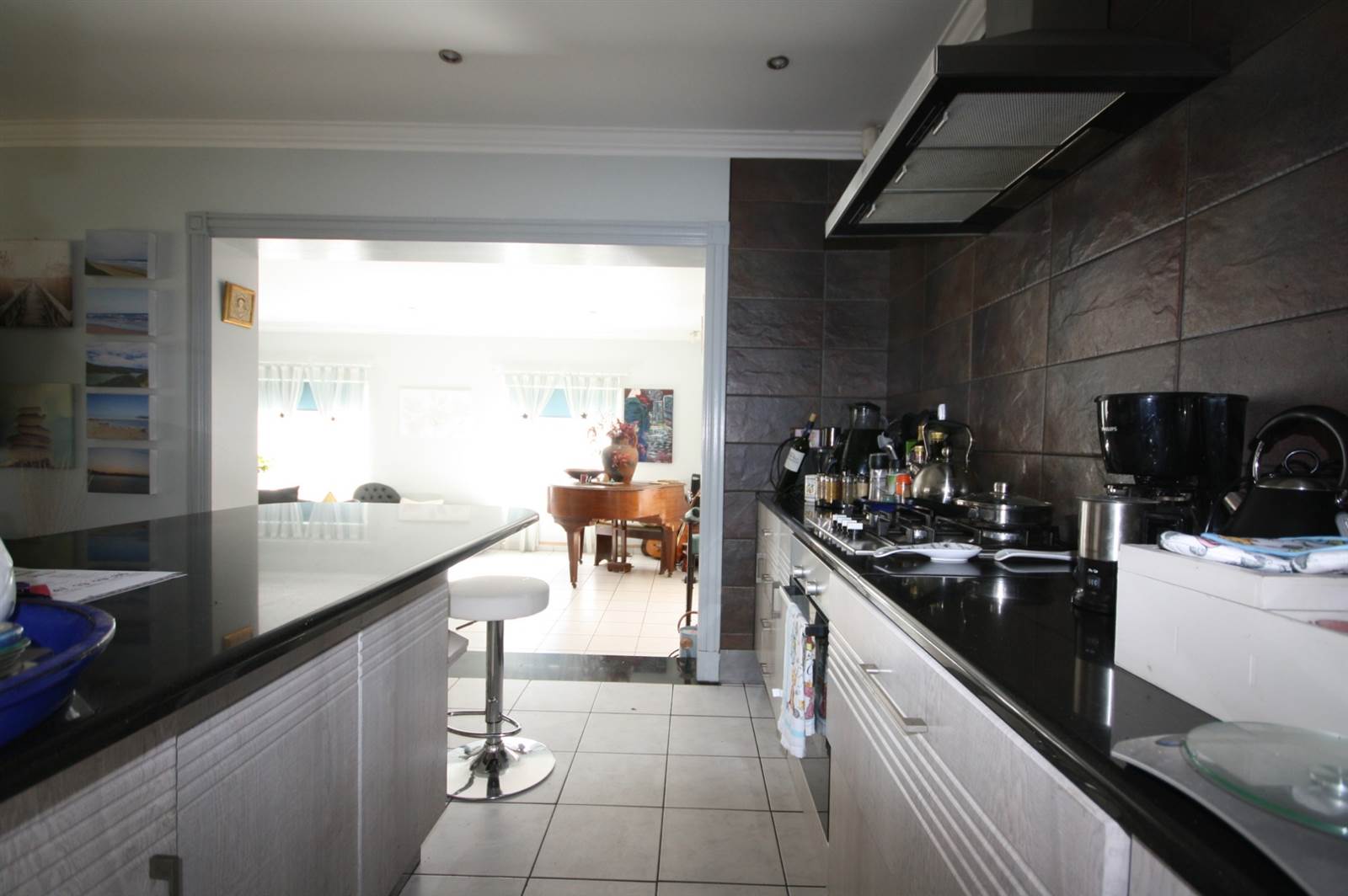 4 Bed House in Edenvale photo number 11