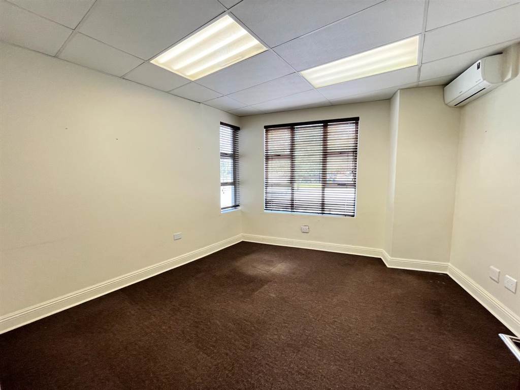 290  m² Commercial space in Broadacres photo number 13