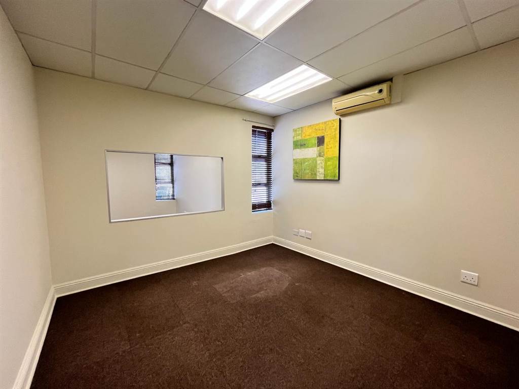 290  m² Commercial space in Broadacres photo number 11