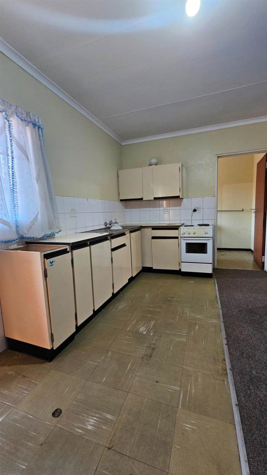 1 Bed House in Secunda photo number 14
