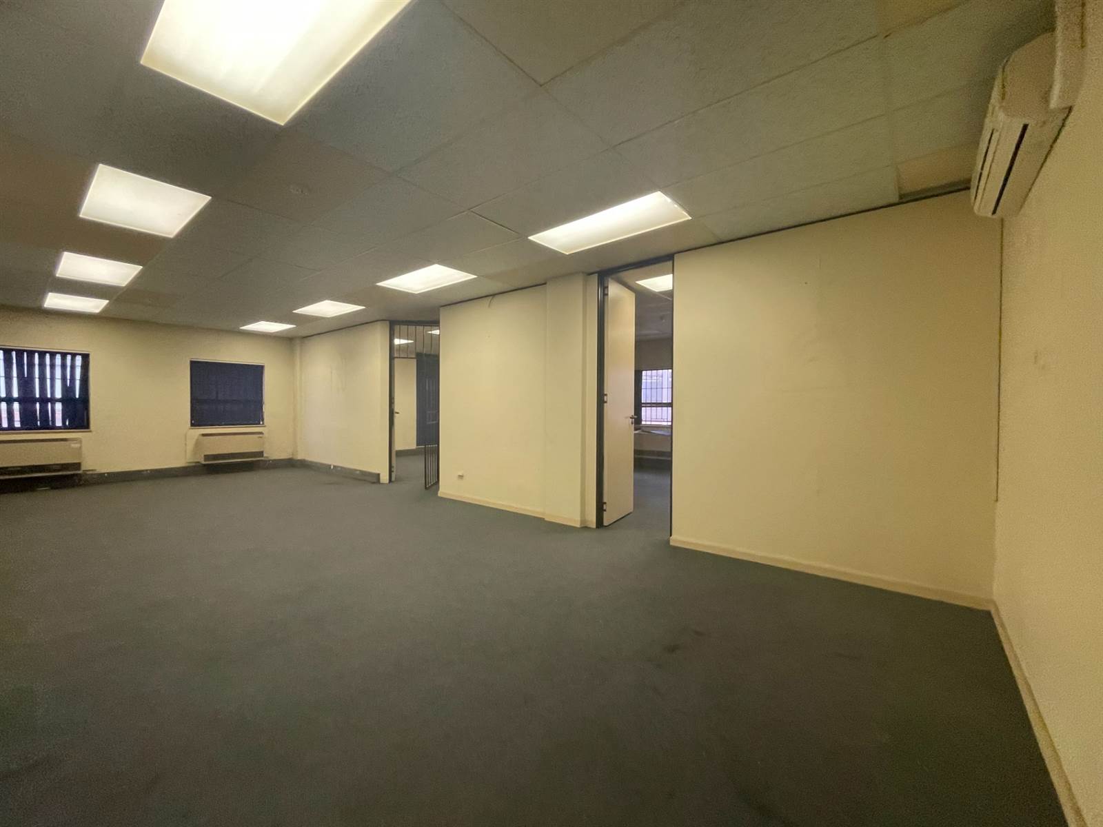 2500  m² Office Space in Bedfordview photo number 24
