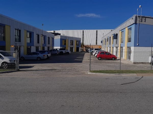 72  m² Commercial space