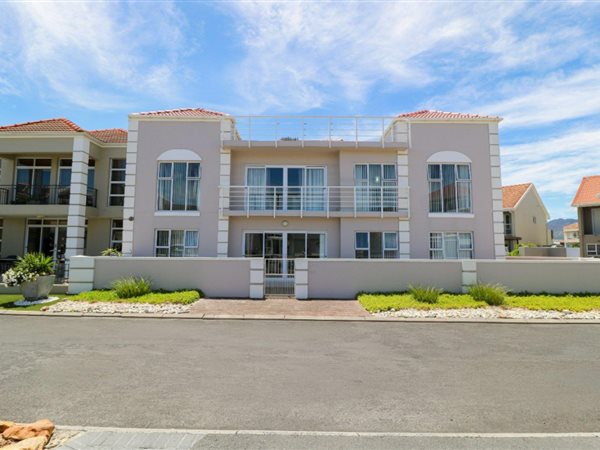8 Bedroom House 8 Bedroom House