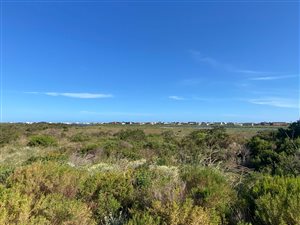 614 m² Land available in Bettys Bay