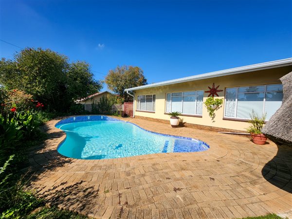 3 Bedroom House 3 Bedroom House