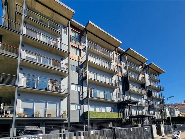 3 Bed Apartment in Green Point
