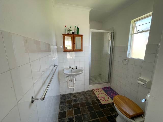 3 Bed Apartment in Radiokop photo number 13