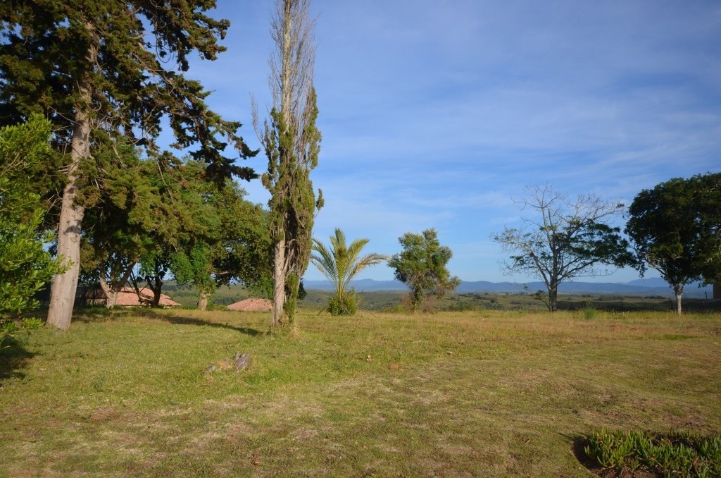 696 m² Land available in The Hill Estate photo number 3