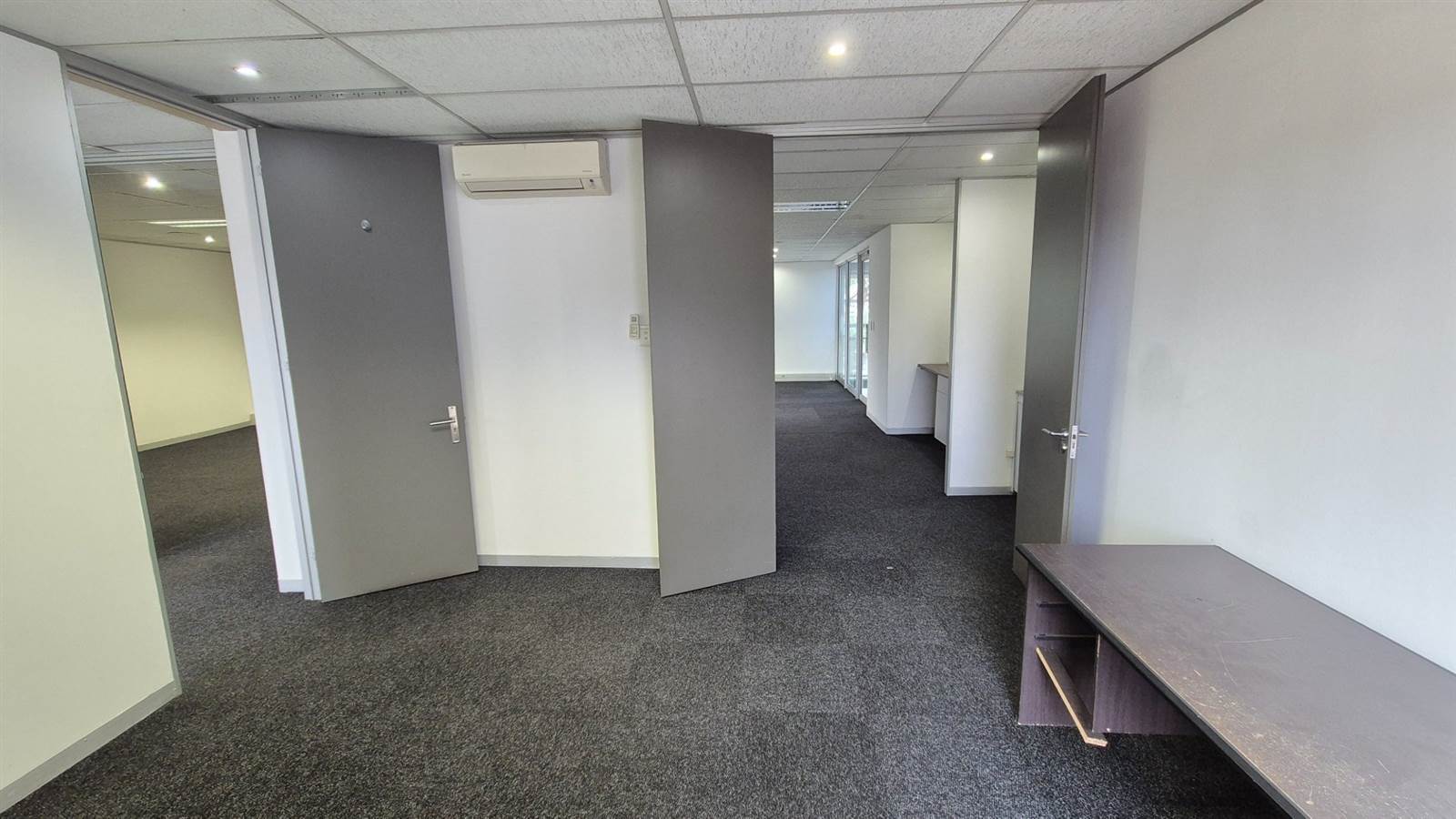113  m² Office Space in Lynnwood photo number 9