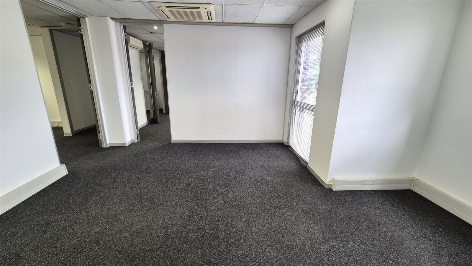 113  m² Office Space in Lynnwood photo number 12